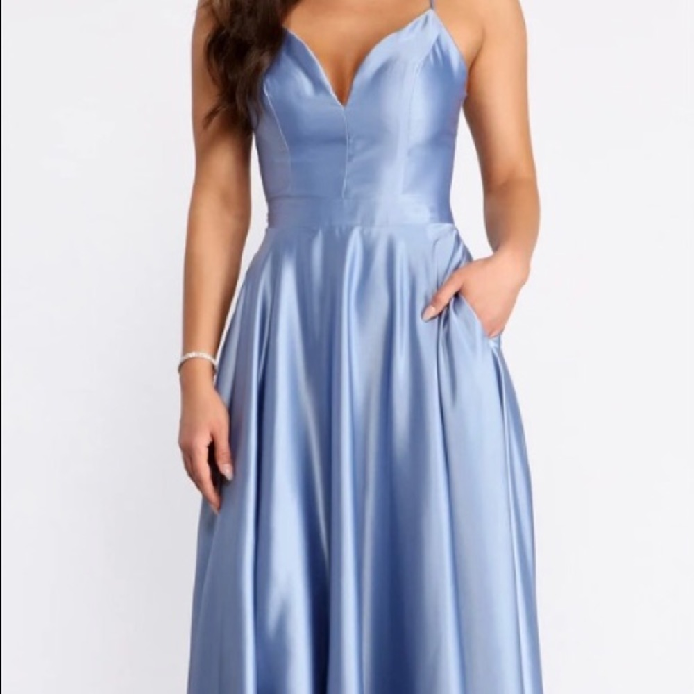 Special occasion back lace dress